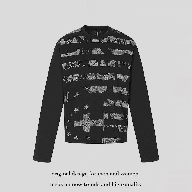 Herren Langarmshirt mit Strukturprint und flaggeninspiriertem Grafikmix Echoarchiv