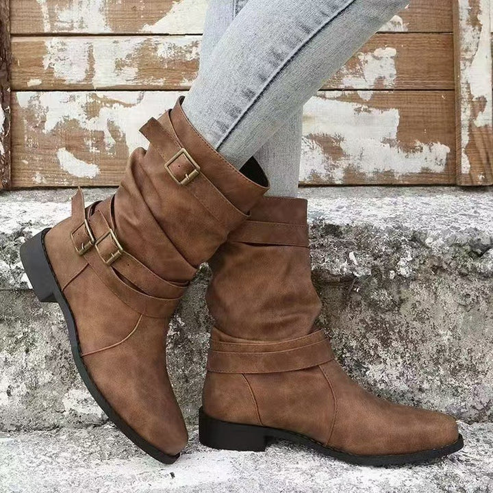Damen nan lässiger mittlerer Schaftstiefel mit weichem Slouch-Effekt, dekorativen Schnallenriemen und robustem Blockabsatz Echo Archiv