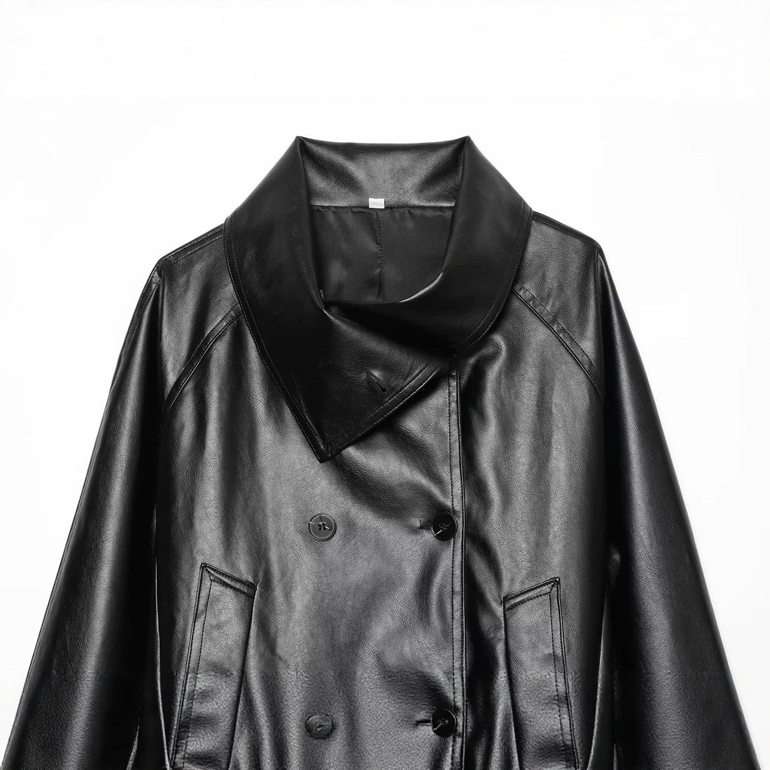 Damen Cropped Kunstlederjacke mit weitem Funnelkragen und doppelreihiger Knopfleiste Echoarchiv