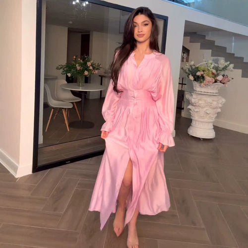 Damen Maxikleid aus Satin mit taillierter Raffung, Stehkragen und vorderem Schlitz Echoarchiv