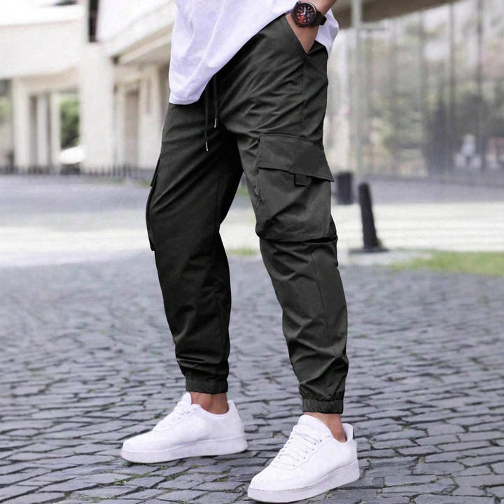 Herren Cargo-Jogginghose mit elastischem Bund und praktischen Seitentaschen Echoarchiv