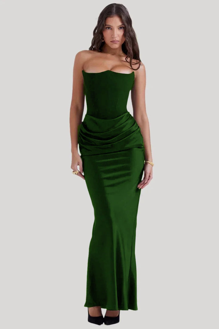 Damen Elegantes Abendkleid mit tiefem Dekolleté und drapierten Details Echo Archiv