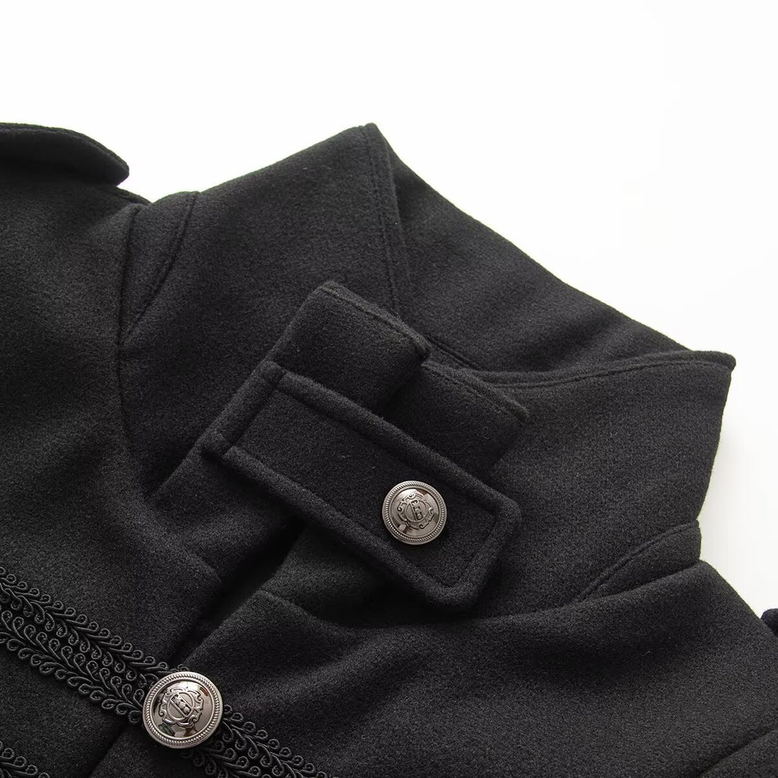 Damen Kurzjacke im Hussarenstil mit Stehkragen, Zierkordeln und Metallknopfleiste Echoarchiv