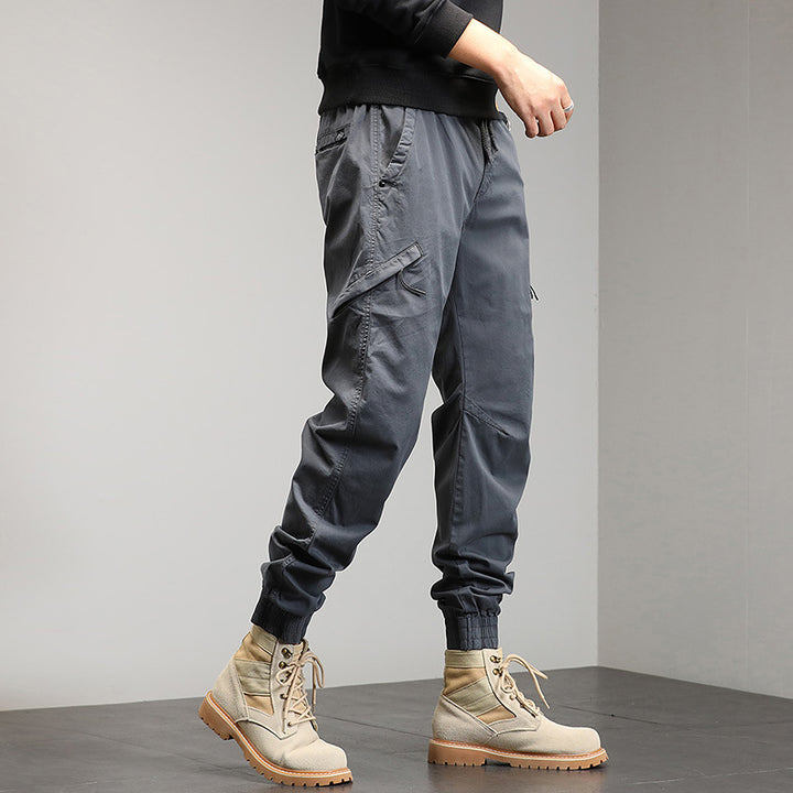 Herren Cargo-Jogginghose im Utility-Look mit elastischem Bund, Kniepaneelen und Klappentaschen Echo Archiv