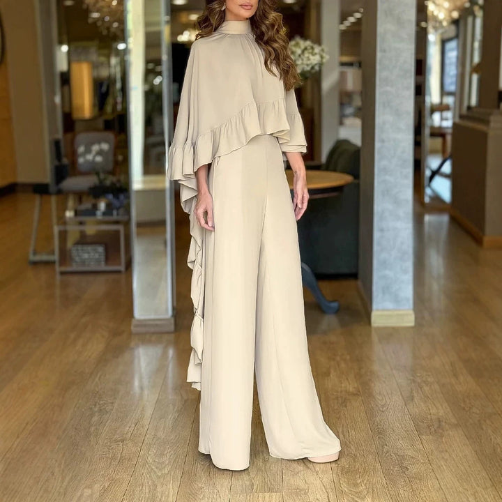 Damen Eleganter Overall mit Cape-Volant und weitem Palazzohosenbein – Solévia
