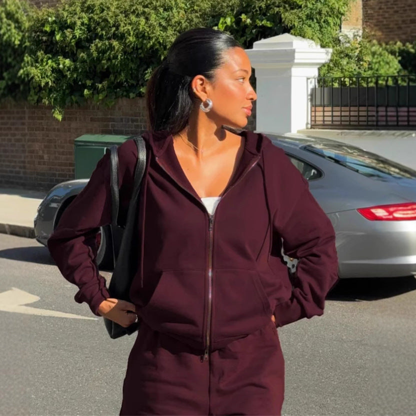 Damen gekürztes Kapuzen-Sweatshirt mit Oversize-Ärmeln und high-waist Wide-Leg Freizeithose – Auréline