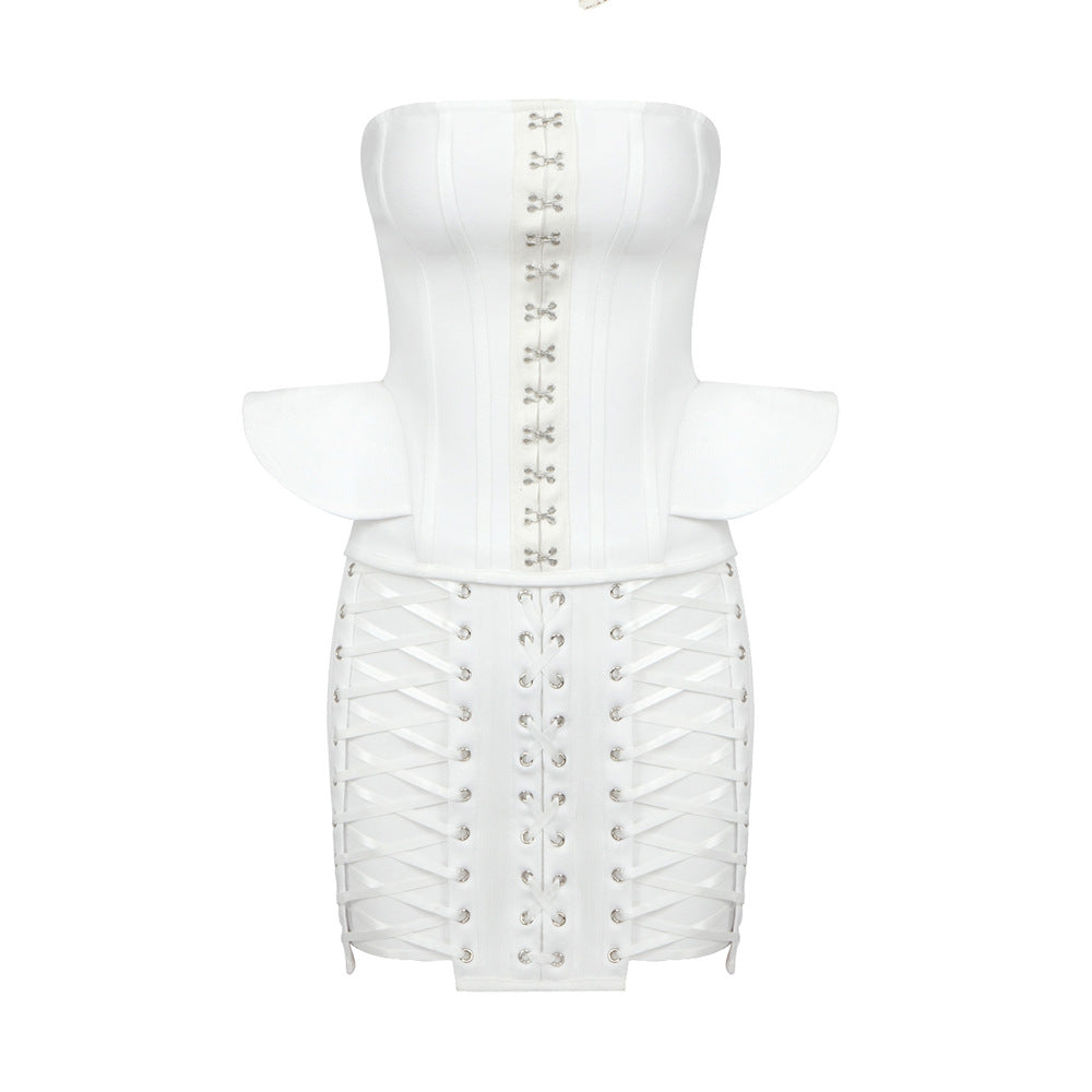 Damen Korsettkleid mit raffinierten Schnürdetails und voluminösen Ärmeln Echo Archiv