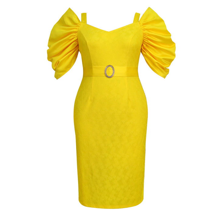 Damen figurbetontes Kleid mit voluminösen Puffärmeln und glitzerndem Gürtel Echo Archiv
