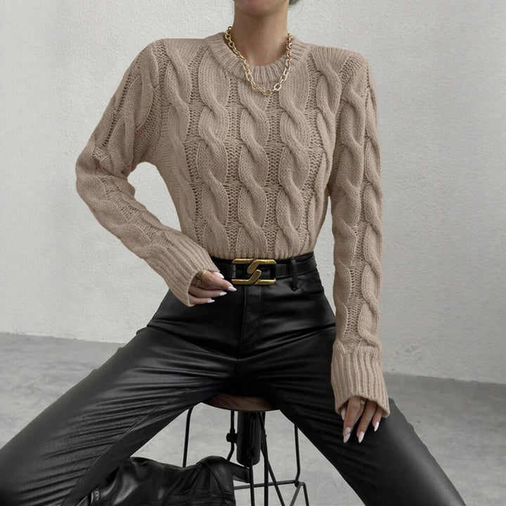Damen Feiner Zopf‑Strickpullover mit Rundhals und gerippten Bündchen – Mavelle