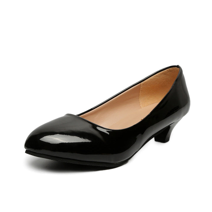 Damen nan spitz zulaufende Pumps in Hochglanz-Lackoptik mit niedrigem konischem Absatz gepolstertem Komfortfußbett und weichem Innenfutter Echo Archiv