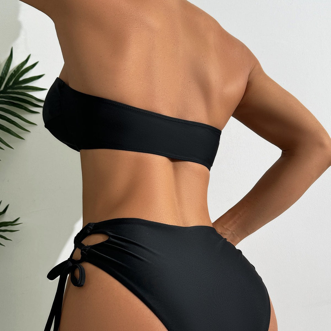 Damen hochgeschnittener Bandeau-Bikini mit eleganten Raffungselementen Echo Archiv
