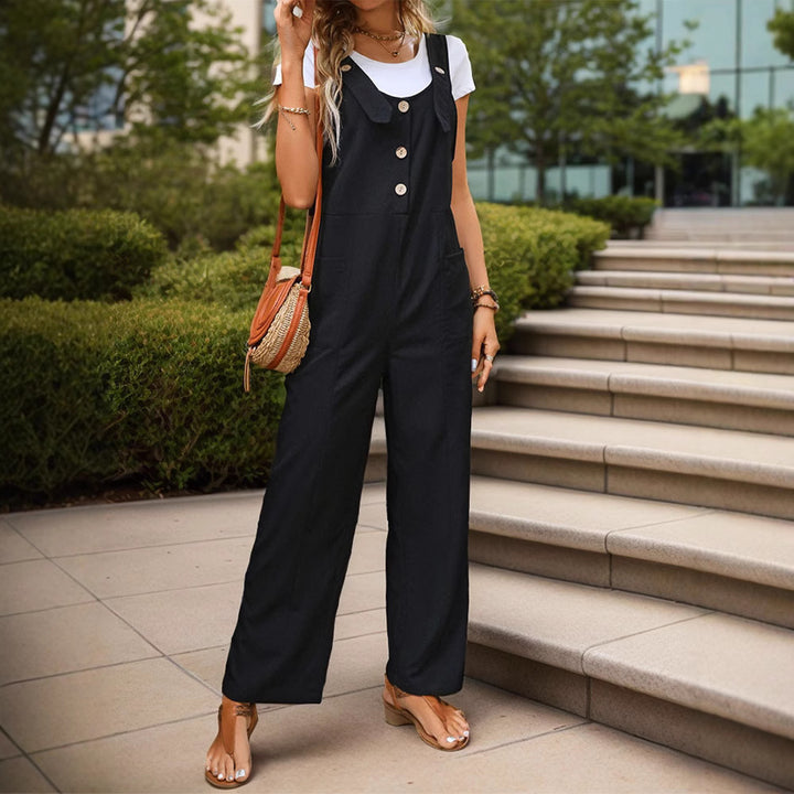 Damen Weichfallender Latz-Jumpsuit mit weitem Bein und Holzknopf‑Verschluss Echoarchiv