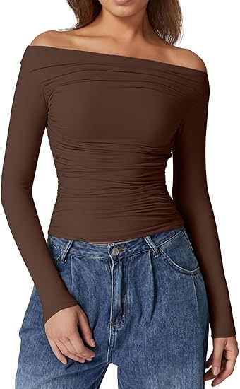 Damen Schulterfreies tailliertes Stretch-Longsleeve mit Raffung und figurbetonter Silhouette – Avérine