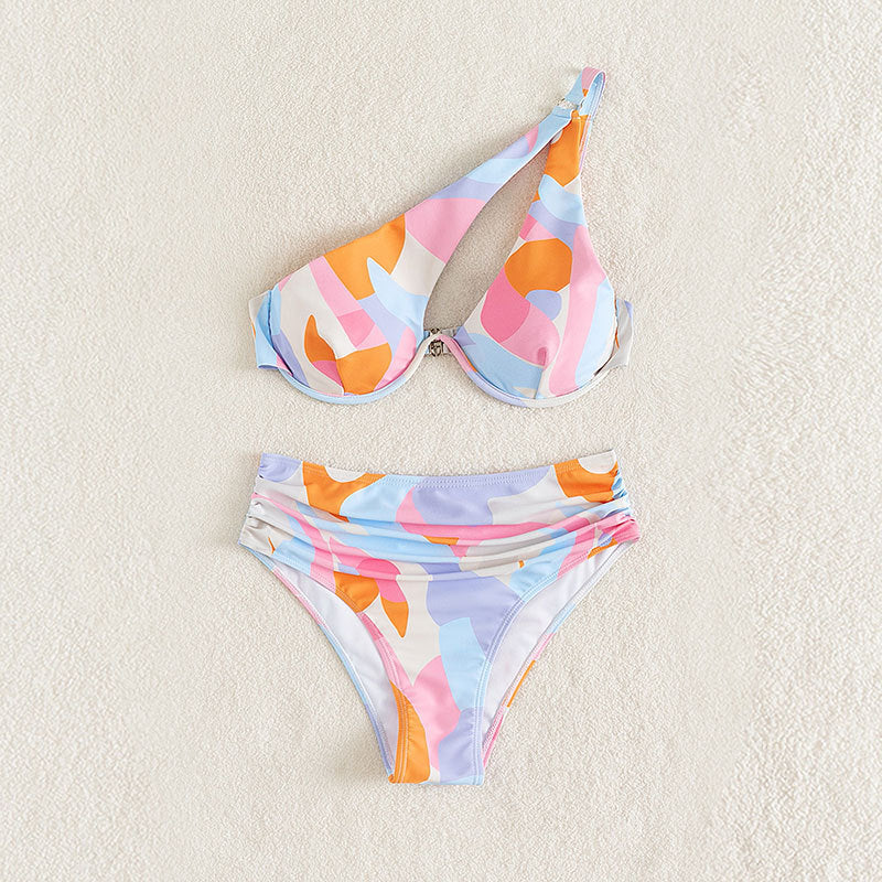 Damen Triangel-Bikini mit asymmetrischem Trägerdesign und modischen Rüschendetails Echo Archiv