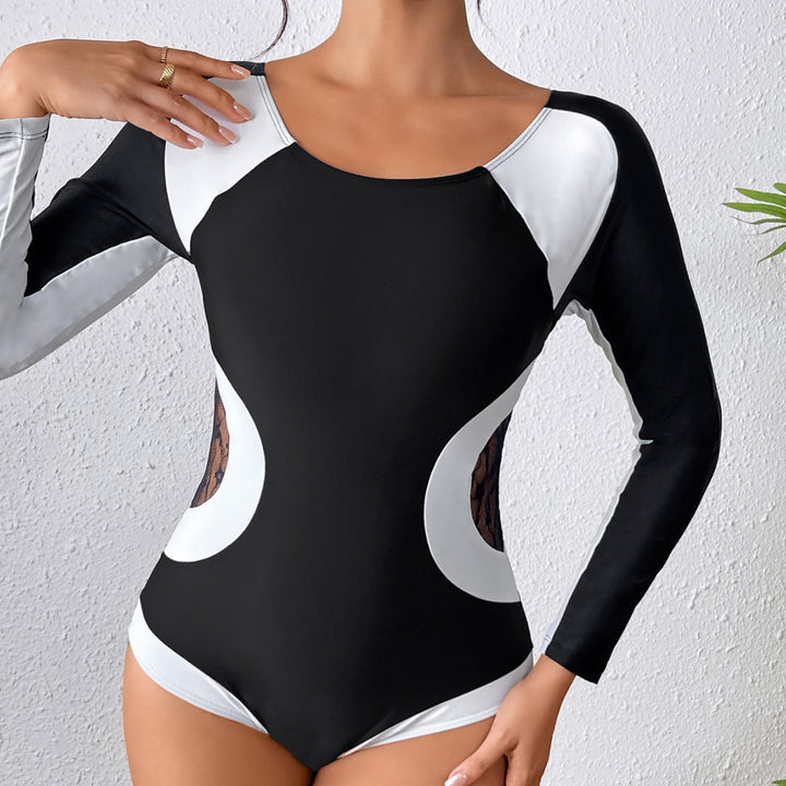 Damen Sportlicher Langarm Badeanzug mit transparenten Einsätzen Echo Archiv
