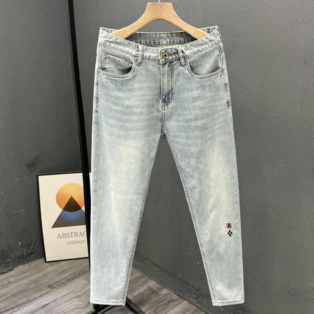 Herren Slim-Fit Jeans mit modischen Details und lässigem Design Echoarchiv
