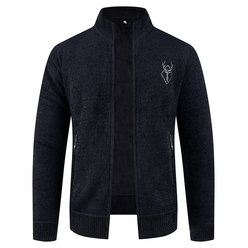 Herren Strickjacke mit hohem Kragen und praktischen Reißverschlusstaschen Echoarchiv