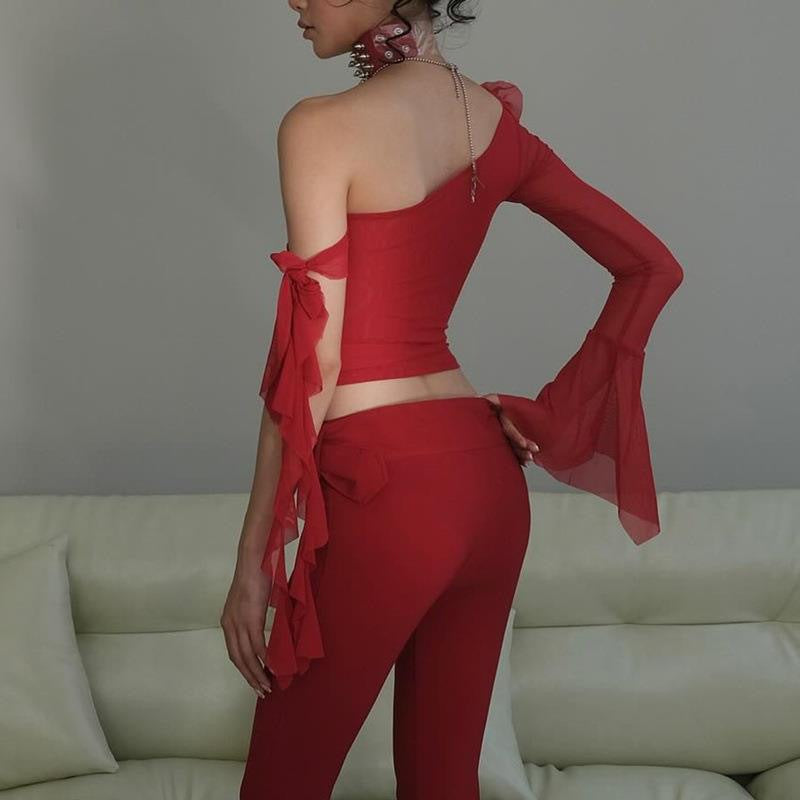 Damen Off-Shoulder Oberteil mit transparenten Ärmeln und dekorativen Akzenten Echo Archiv