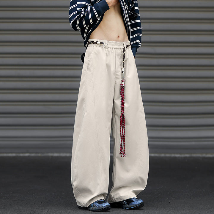 Herren Weit geschnittene Bundfaltenhose im Streetwear-Look mit extra weitem Bein – Sorevano
