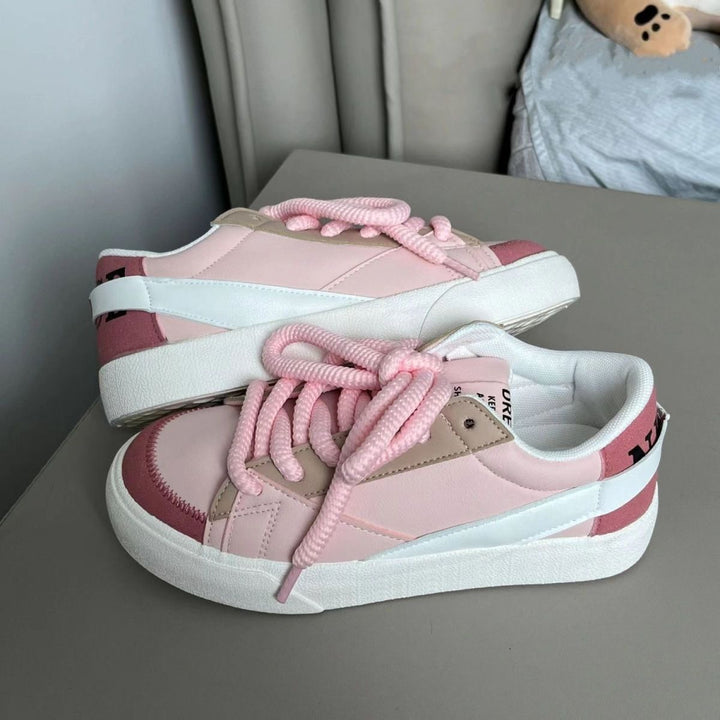 Damen Sportliche Sneaker mit robustem Obermaterial und klassischem Design Echo Archiv
