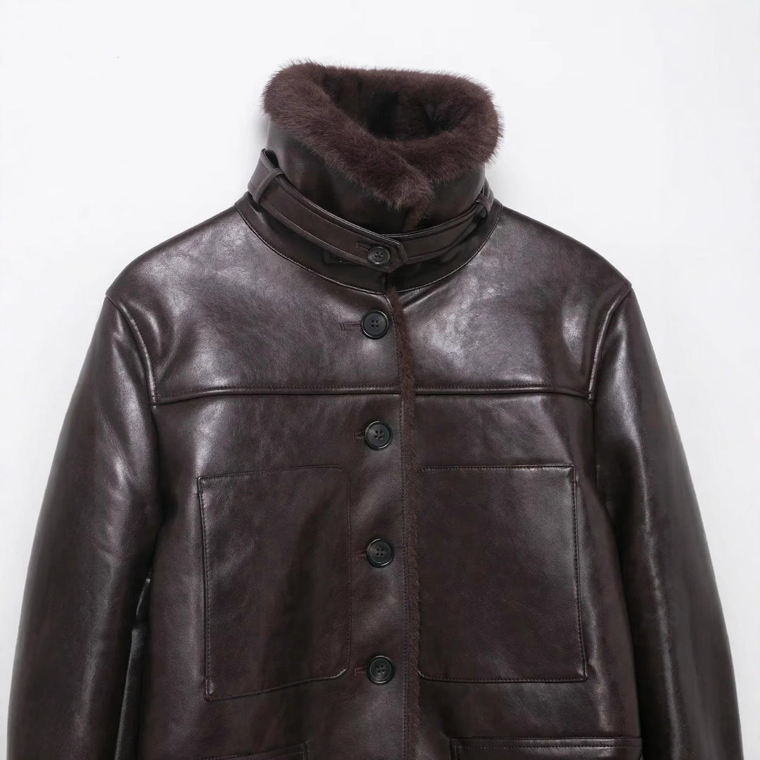 Damen nan cropped Fliegerjacke mit Teddyfutter und verstellbarem Halsriemen Echo Archiv