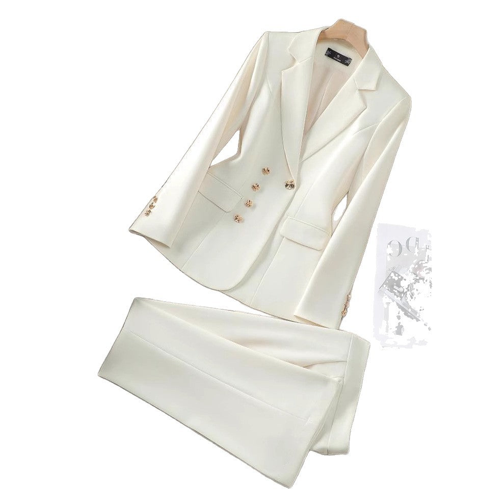 Damen Elegantes Blazer- und Hosen-Set mit goldenen Knopfdetails Echoarchiv