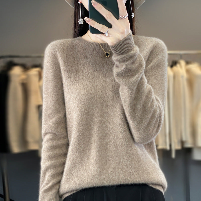 Damen Kuscheliger Midweight Rundhals-Pullover aus Angora-Blend mit feinem Flor und schmalem Bündchen Echoarchiv
