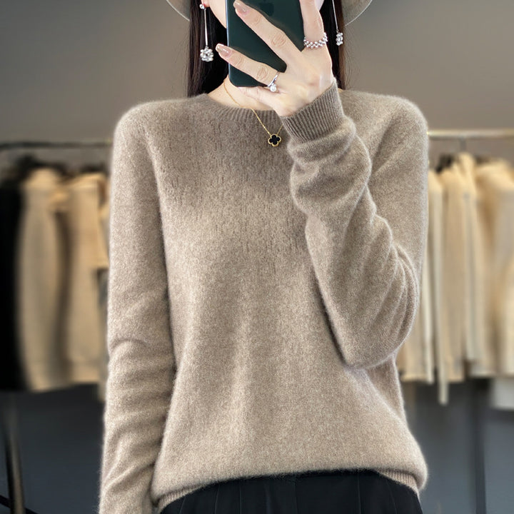 Damen Kuscheliger Midweight Rundhals-Pullover aus Angora-Blend mit feinem Flor und schmalem Bündchen Echoarchiv