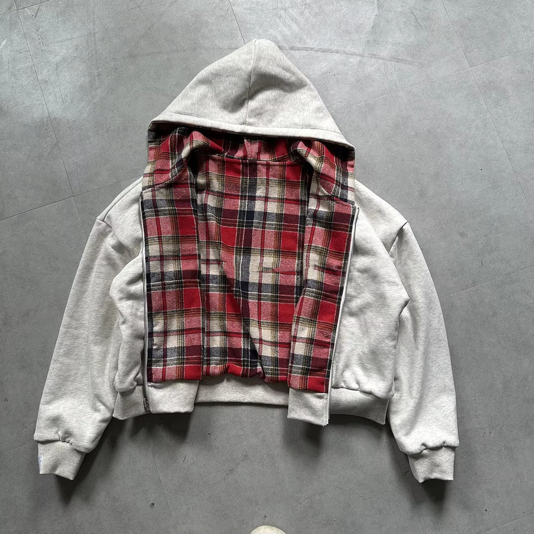 Herren gepolsterter Hoodie mit kariertem Futter und durchgehendem Reißverschluss – Cavarno