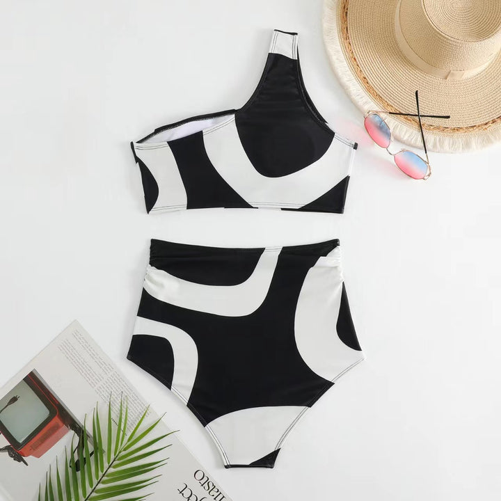 Damen Bikini-Set mit asymmetrischem Oberteil und elegantem Wickelrock Echo Archiv