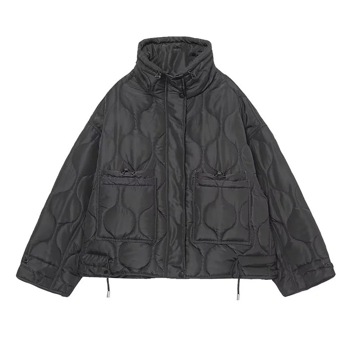 Damen gesteppter Kurzblouson mit hohem Stehkragen, Tunnelzugsaum und großen aufgesetzten Taschen – Célinea