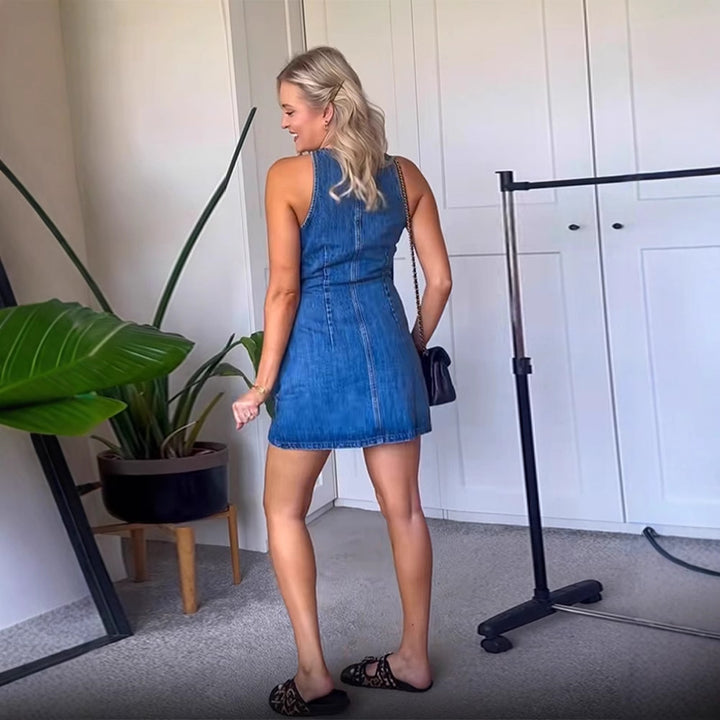 Damen Figurbetontes Ärmelloses Denim-Minikleid mit Mittelknopfleiste Echoarchiv
