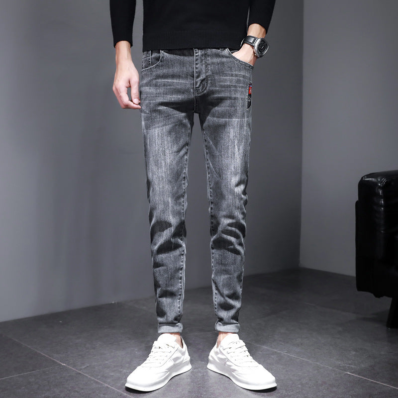 Herren Slim-Fit Jeans im modernen Waschdesign Echoarchiv