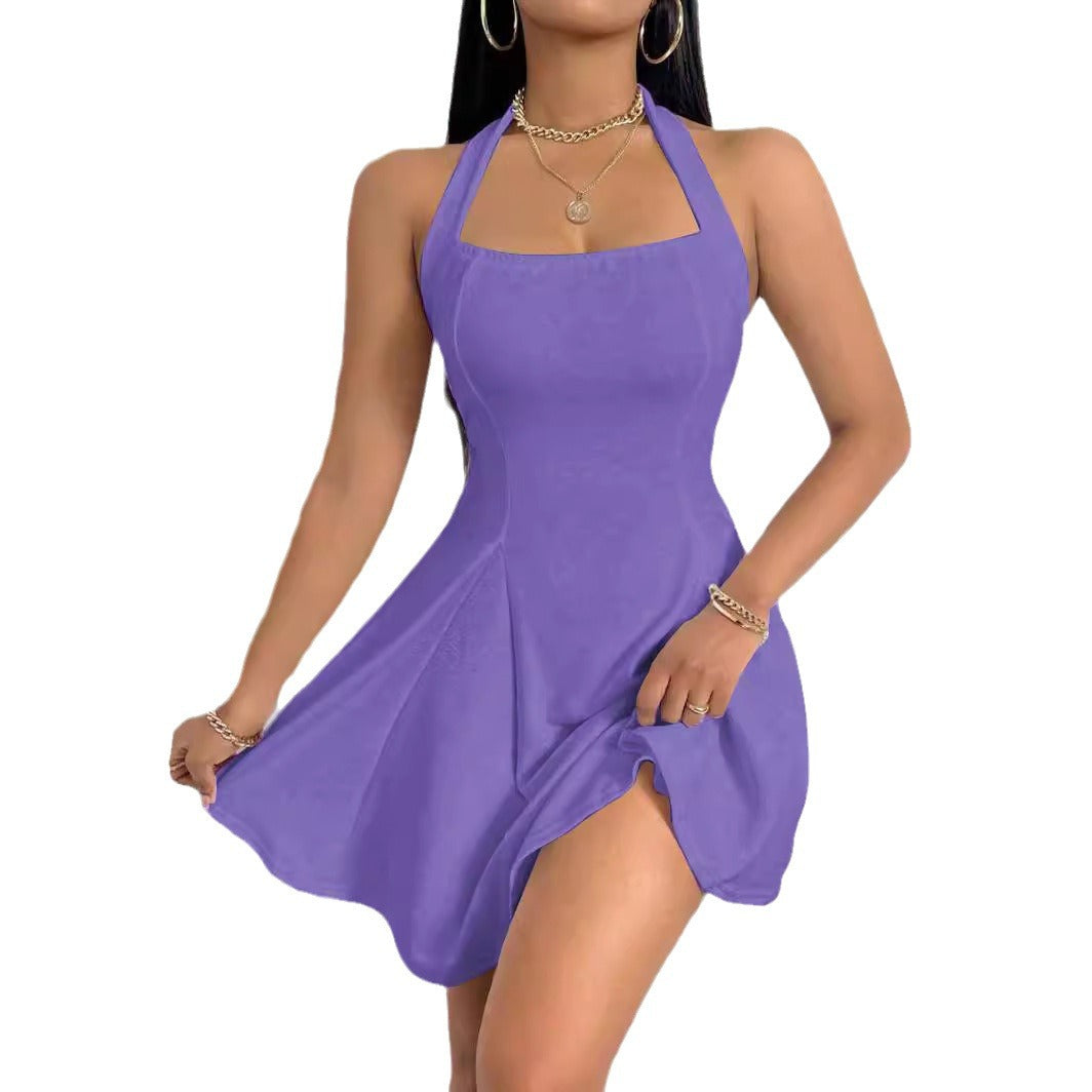 Damen Sommerliches Neckholder Kleid mit fließendem Saum Echo Archiv