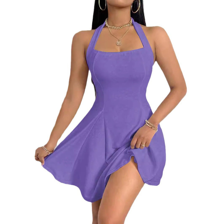 Damen Sommerliches Neckholder Kleid mit fließendem Saum Echo Archiv
