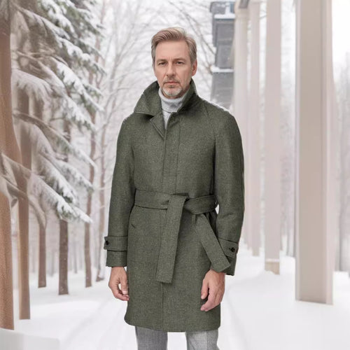 Herren klassischer Trenchcoat mit stilvollem Gürtel und doppelter Knopfreihe Echoarchiv
