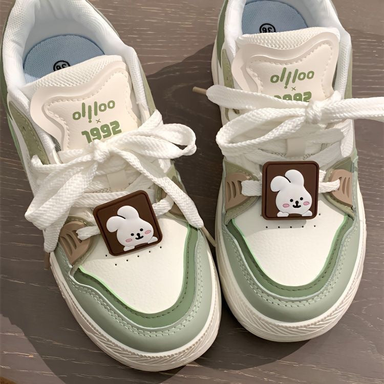 Damen Verspielte Sneaker mit einzigartigem Design und komfortabler Sohle Echo Archiv