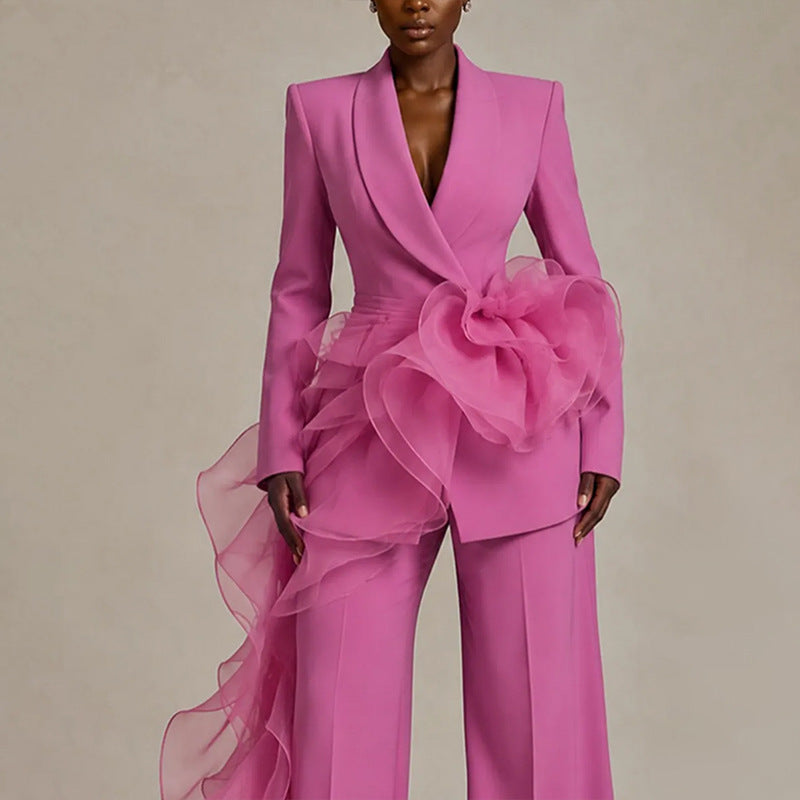 Damen Eleganter Anzug mit asymmetrischem Volant Echo Archiv