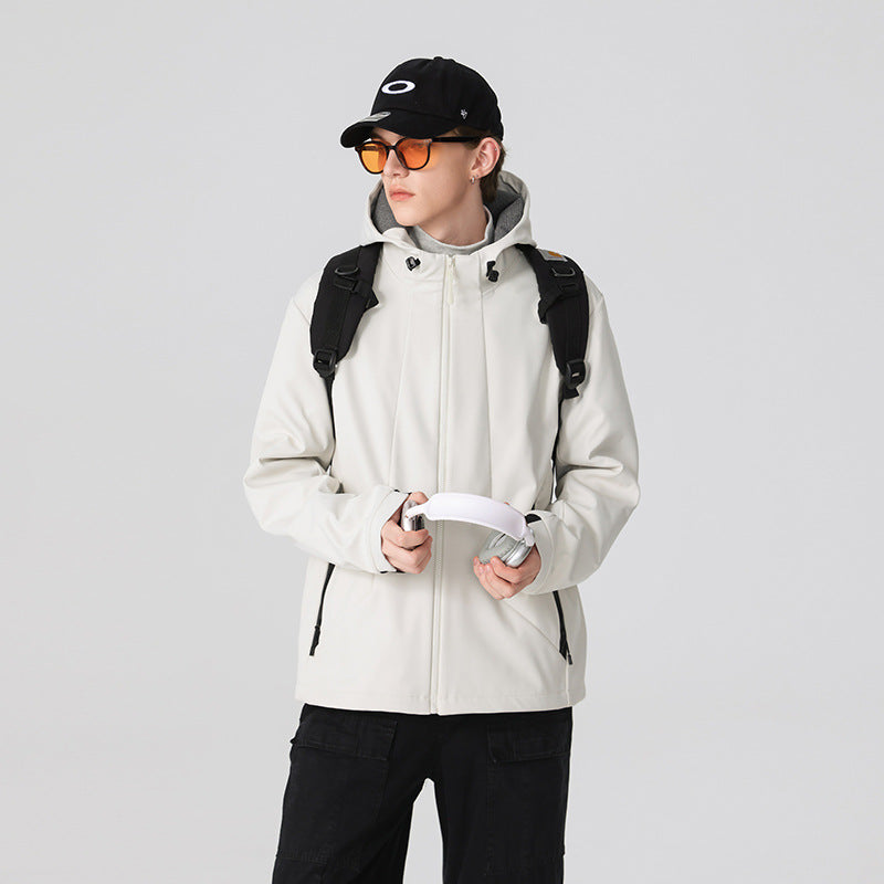 Herren Minimalistische Softshell‑Regenjacke mit verdecktem Reißverschluss, integrierter Kapuze und atmungsaktivem Meshfutter Echo Archiv
