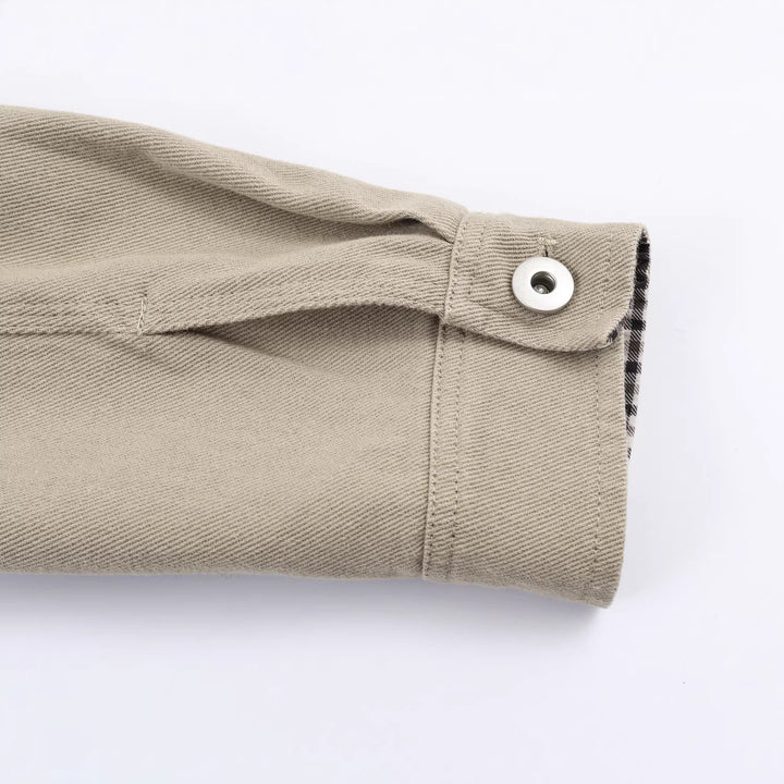 Damen Kurzblouson im Worker‑Look mit Cordkragen und Reißverschlusstasche Echoarchiv