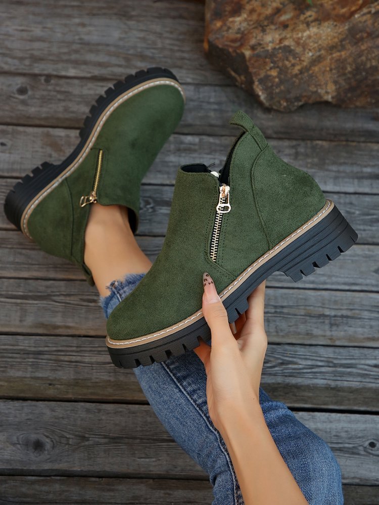 Damen Chelsea-Stiefelette mit profilierter Gummisohle und seitlichem Reißverschluss – Varelle