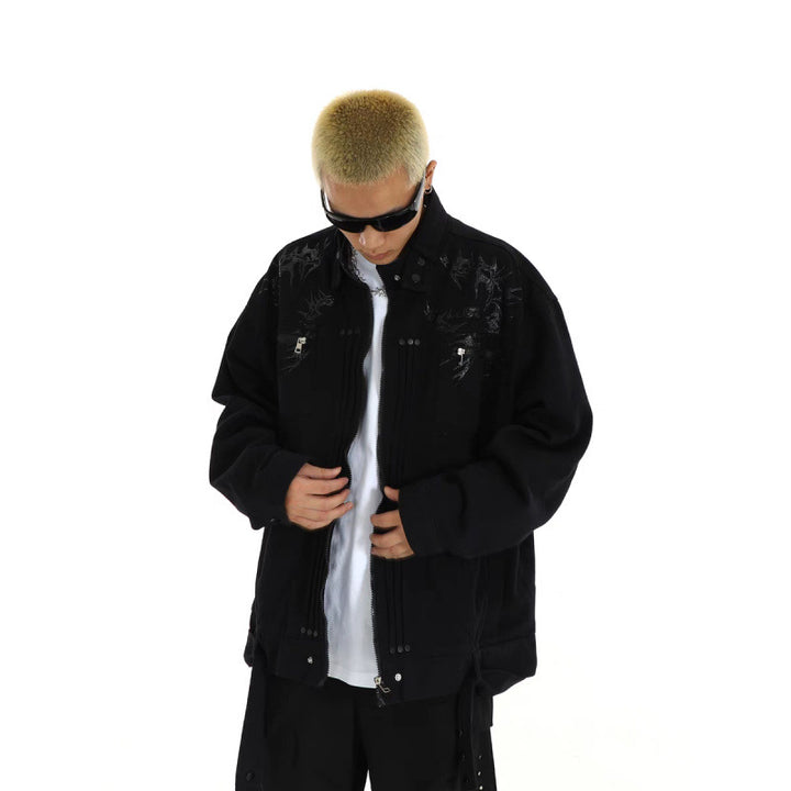 Herren Oversized Utility-Jacke mit Stickerei, Stehkragen, Reißverschluss und langen Gurtbändern Echoarchiv