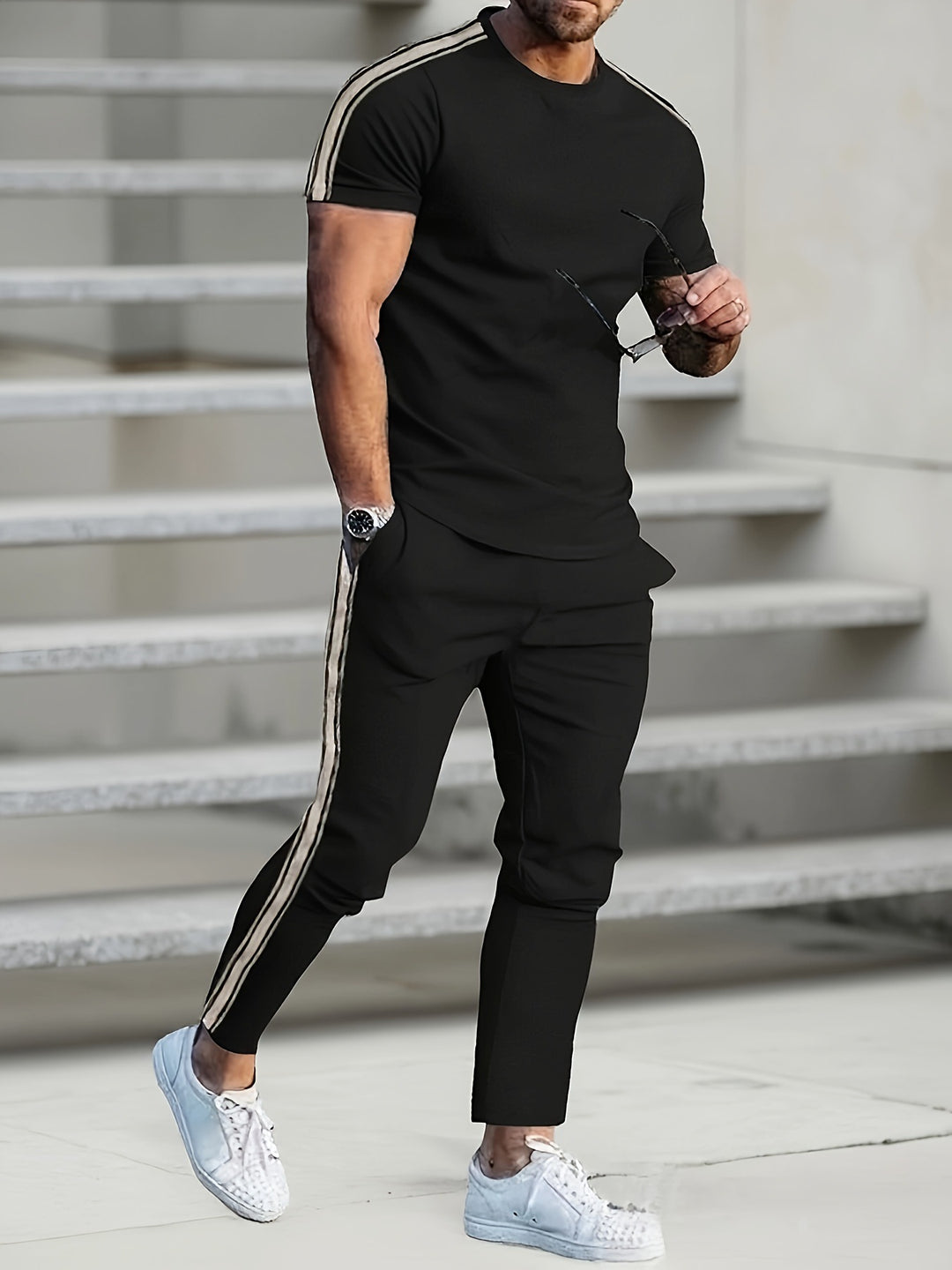 Herren Sportliches Trikot und Jogginghose-Set mit seitlichen Details Echoarchiv