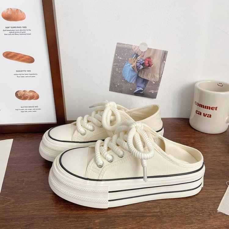 Damen Bequeme Sneaker mit doppelter Sohle und dekorativer Schnürung Echo Archiv
