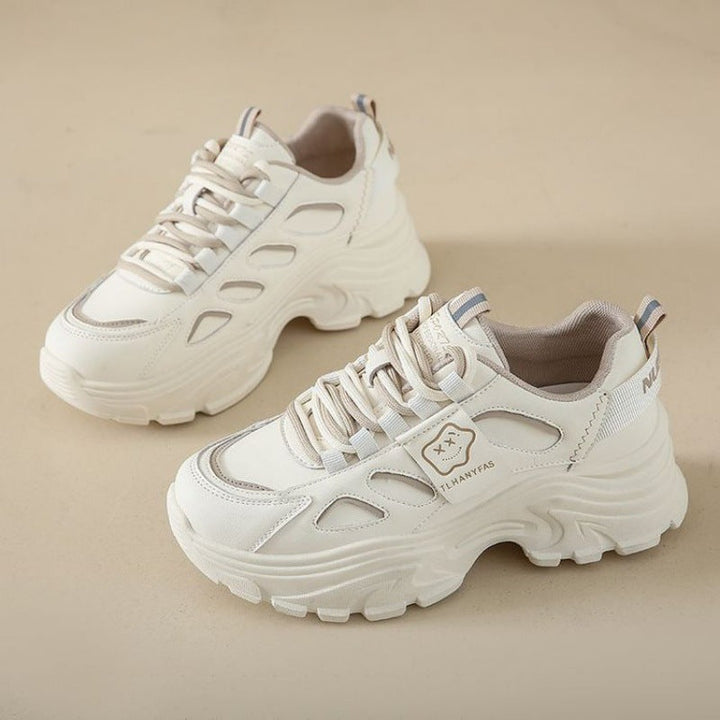 Damen Sportliche Chunky Sneakers mit ergonomischer Dämpfung und atemberaubender Oberflächenstruktur Echo Archiv