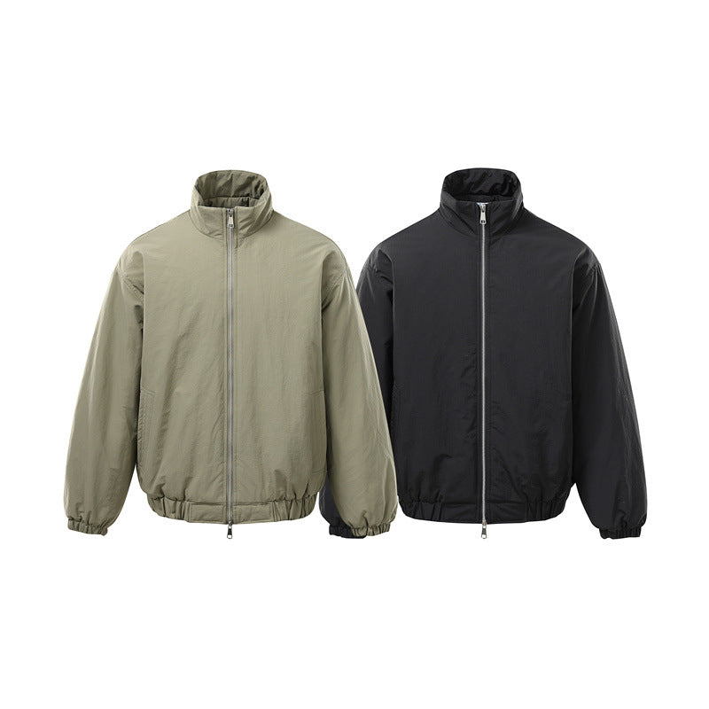 Unisex Boxy-Zipblousonjacke mit winddichter Microfaserhülle, hohem Stehkragen und Zweiwege-Reißverschluss Echoarchiv
