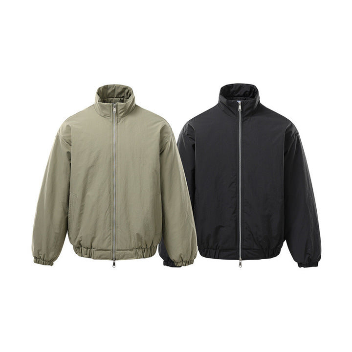 Unisex Boxy-Zipblousonjacke mit winddichter Microfaserhülle, hohem Stehkragen und Zweiwege-Reißverschluss Echoarchiv