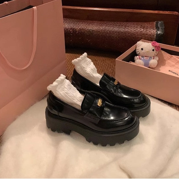Damen Chunky Loafer mit Plateau-Profilsohle und goldener Zierspange Echo Archiv