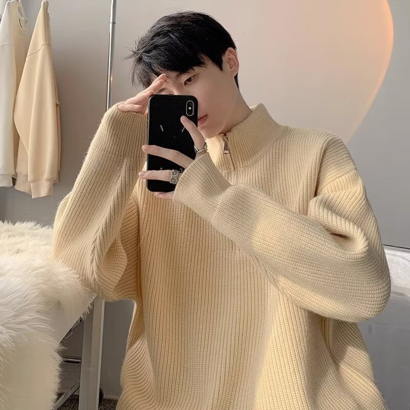 Herren Grobstrickpullover mit Stehkragen und Reißverschluss Echoarchiv