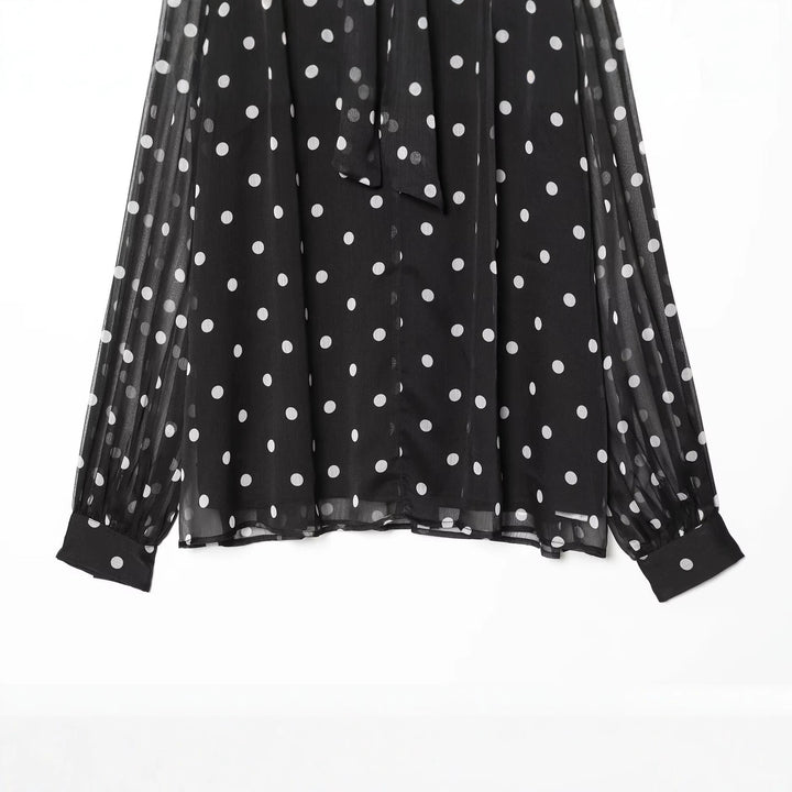 Damen Chiffonbluse mit Polka-Dot, Schleifenbindekragen und transparenten Ballonärmeln Echo Archiv